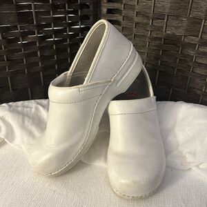 Dansko White Leather Nurses Slip On Clog Shoe, US 10-10.5 / EU 41